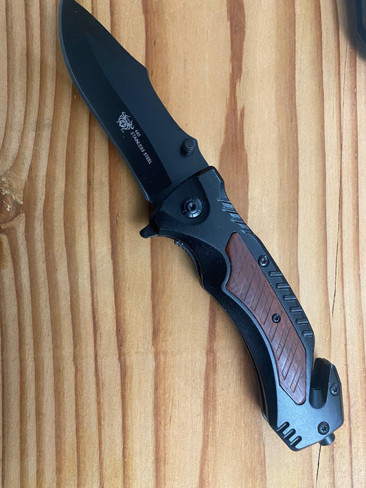 Black Beauty Rescue EMT knife