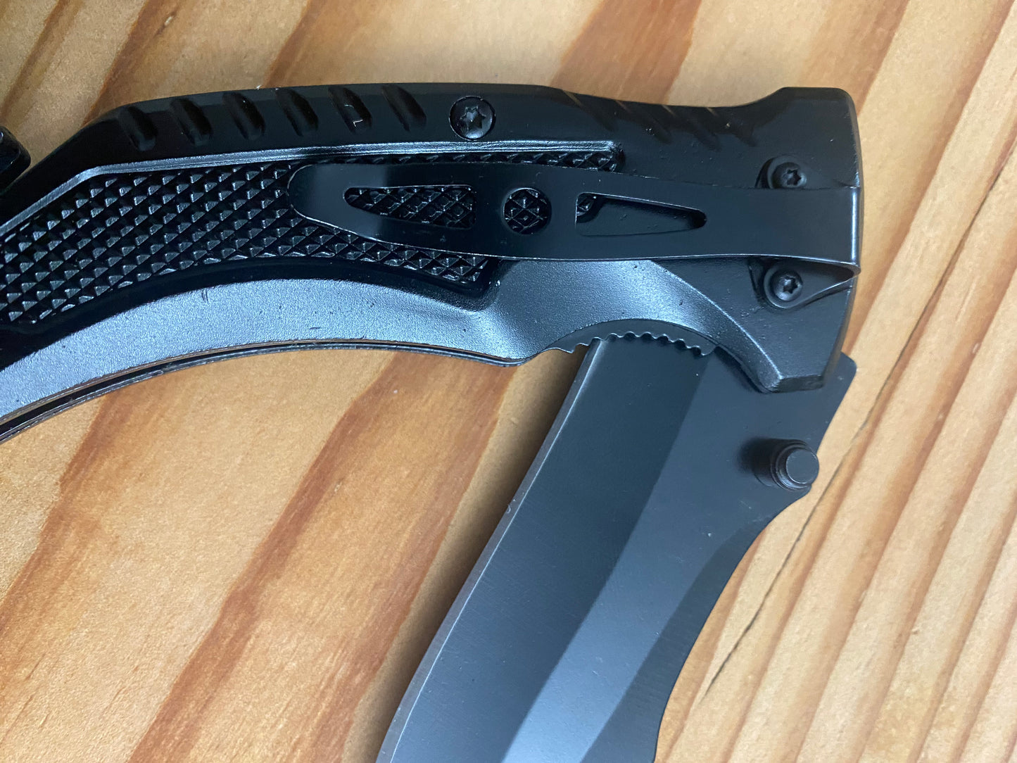 Black Beauty Rescue EMT knife