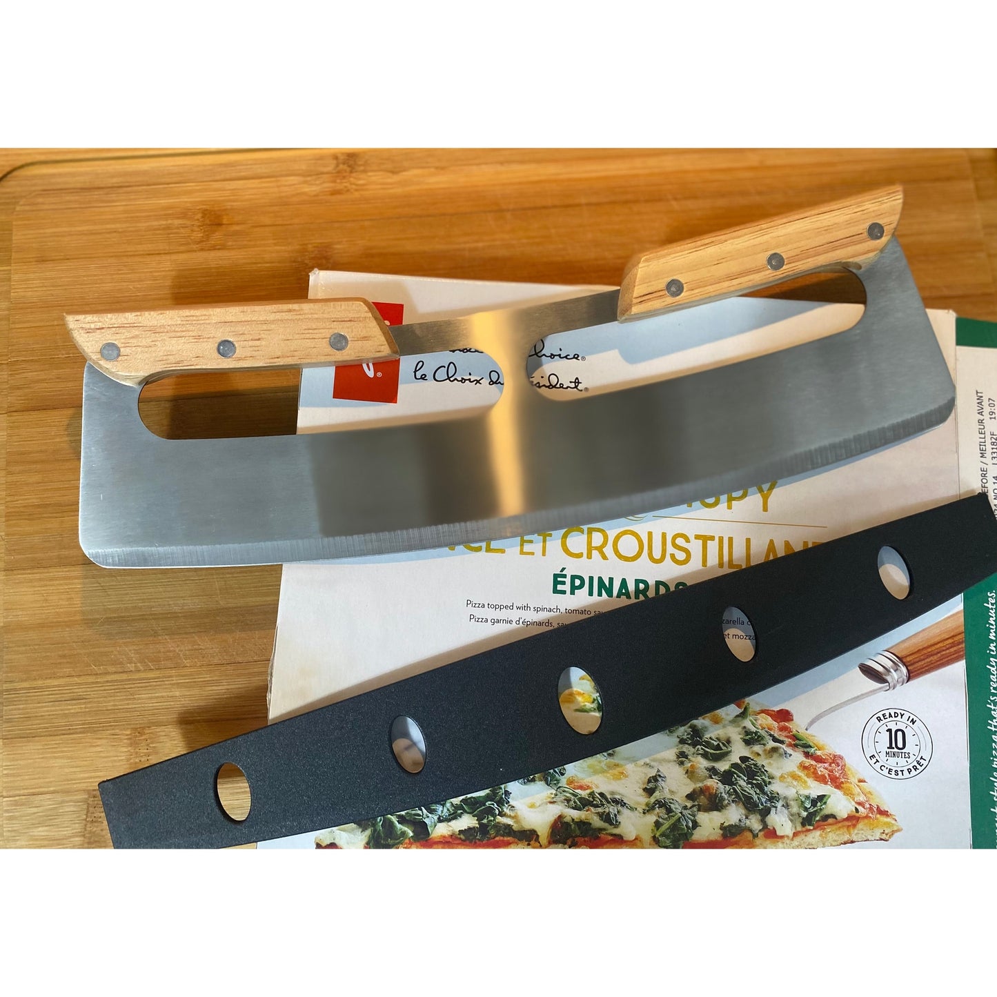 MastersEdge Pizza Cutter Crowe Knives Kitchen & Dining Comfortable, Quality blade, Strong