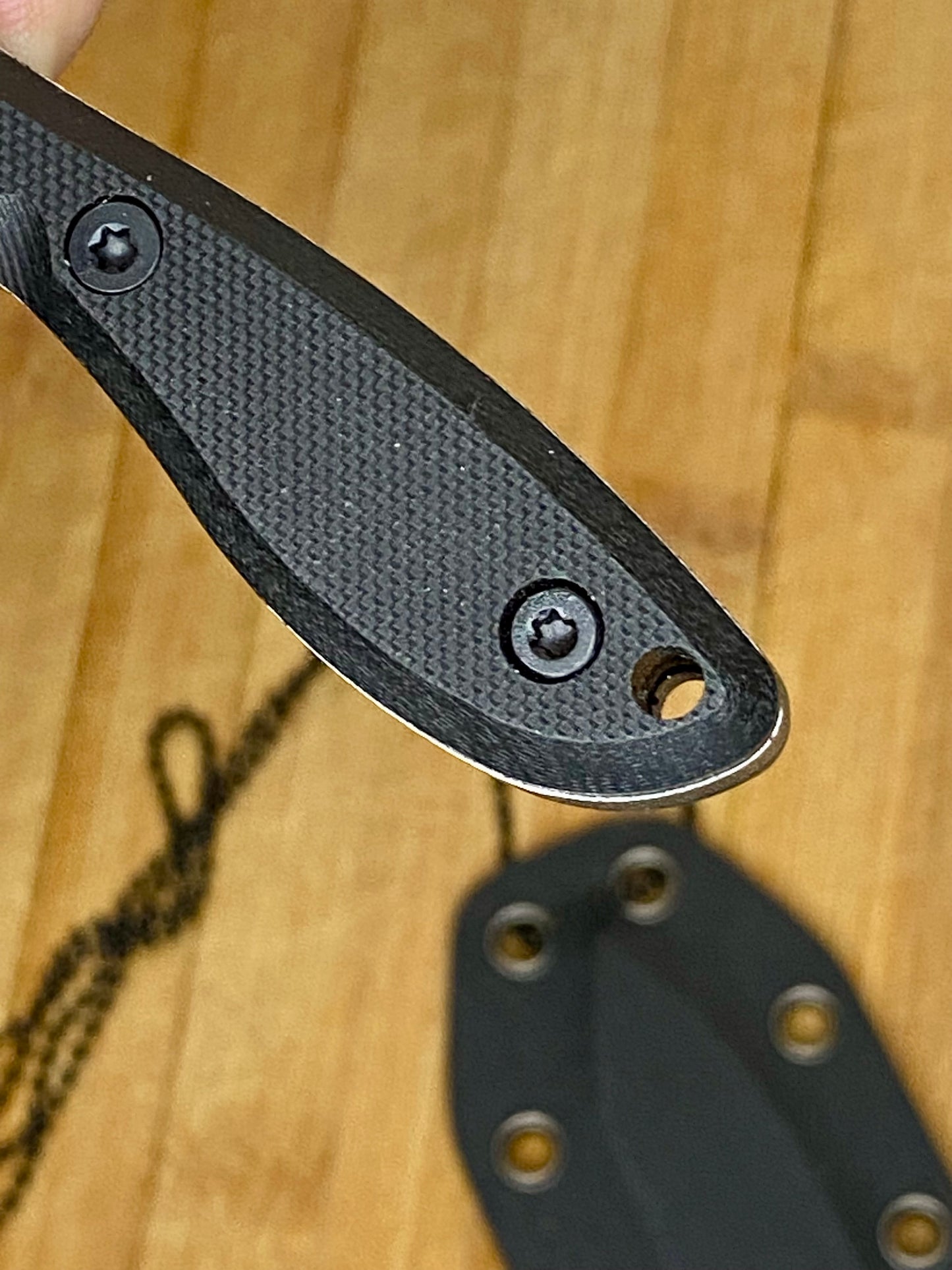 D2 Steel Neck Knife