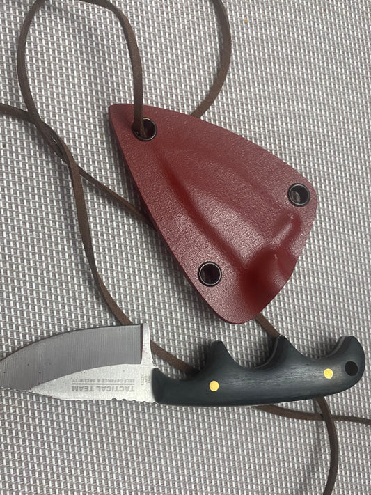 Skinner Neck Knife