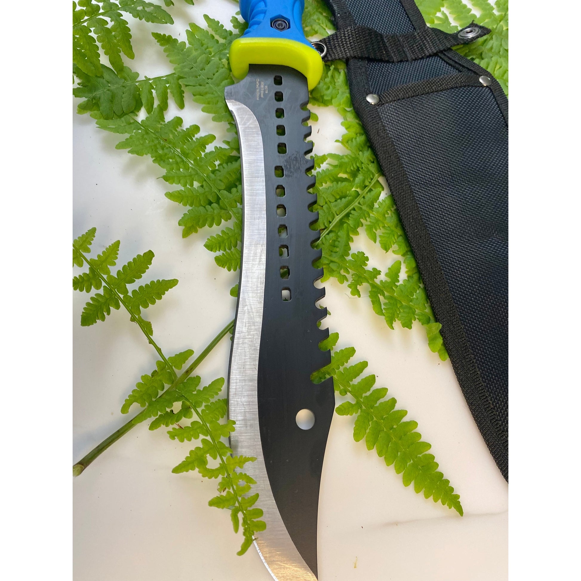 Wilderness Edge Crowes Knives Camping & Hiking camp knife, Comfortable, Hunting, quality knife, Strong, Survival