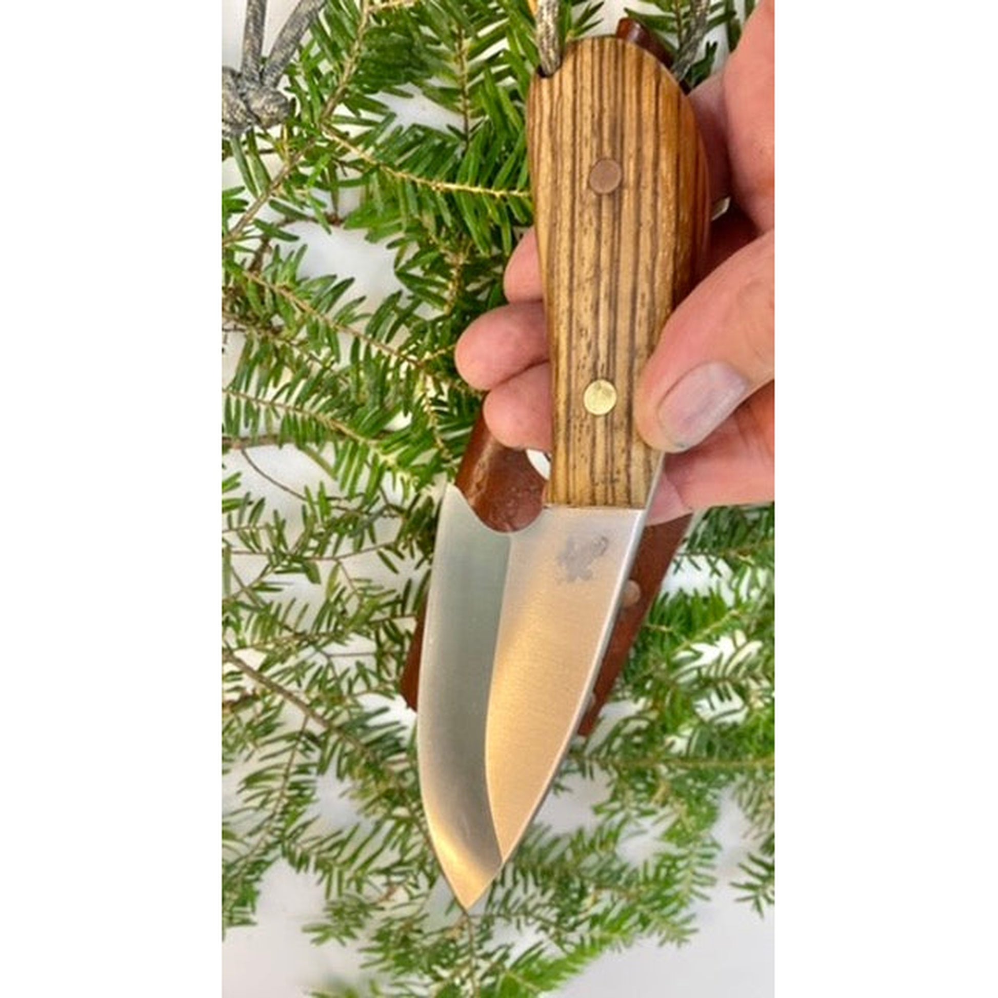 Woodsman Pro Crowe Knives Hunting 440C steel, camp knife, Comfortable, Hunting, Quality blade, Strong